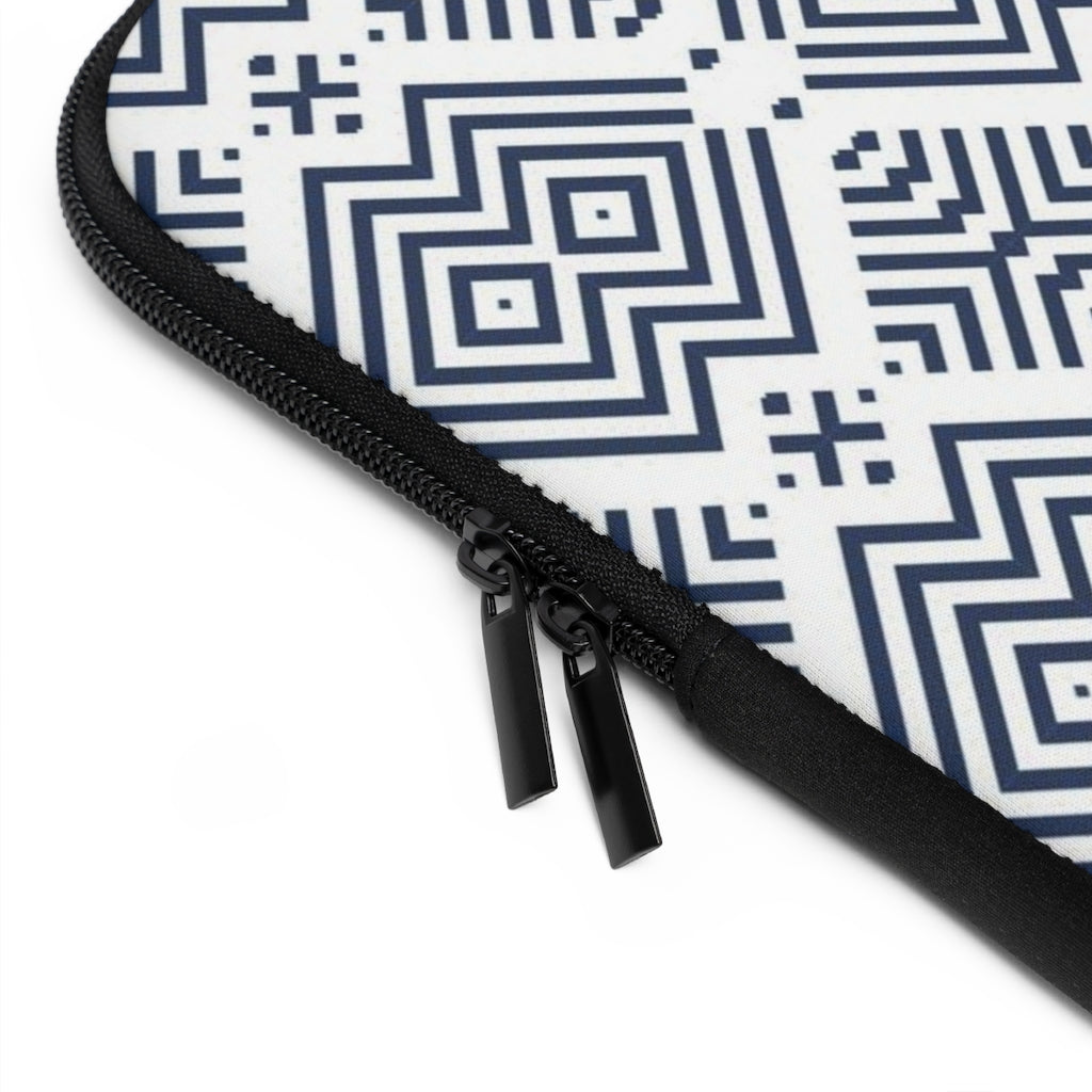 Bria Katherine Geometric Print Laptop Sleeve