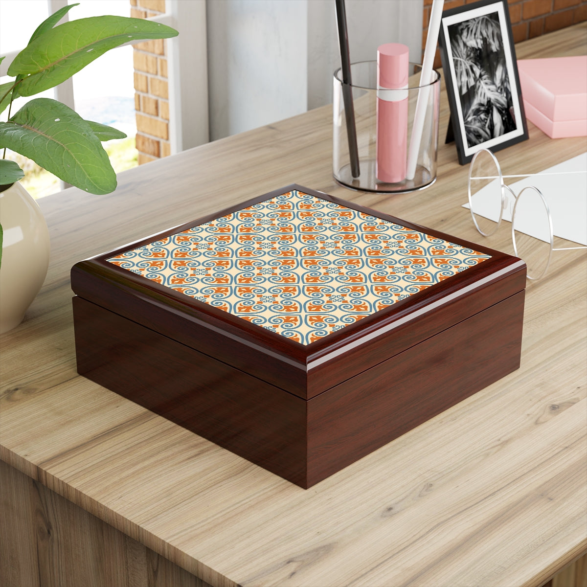 Bria Katherine Mosaic Floral Tile Box