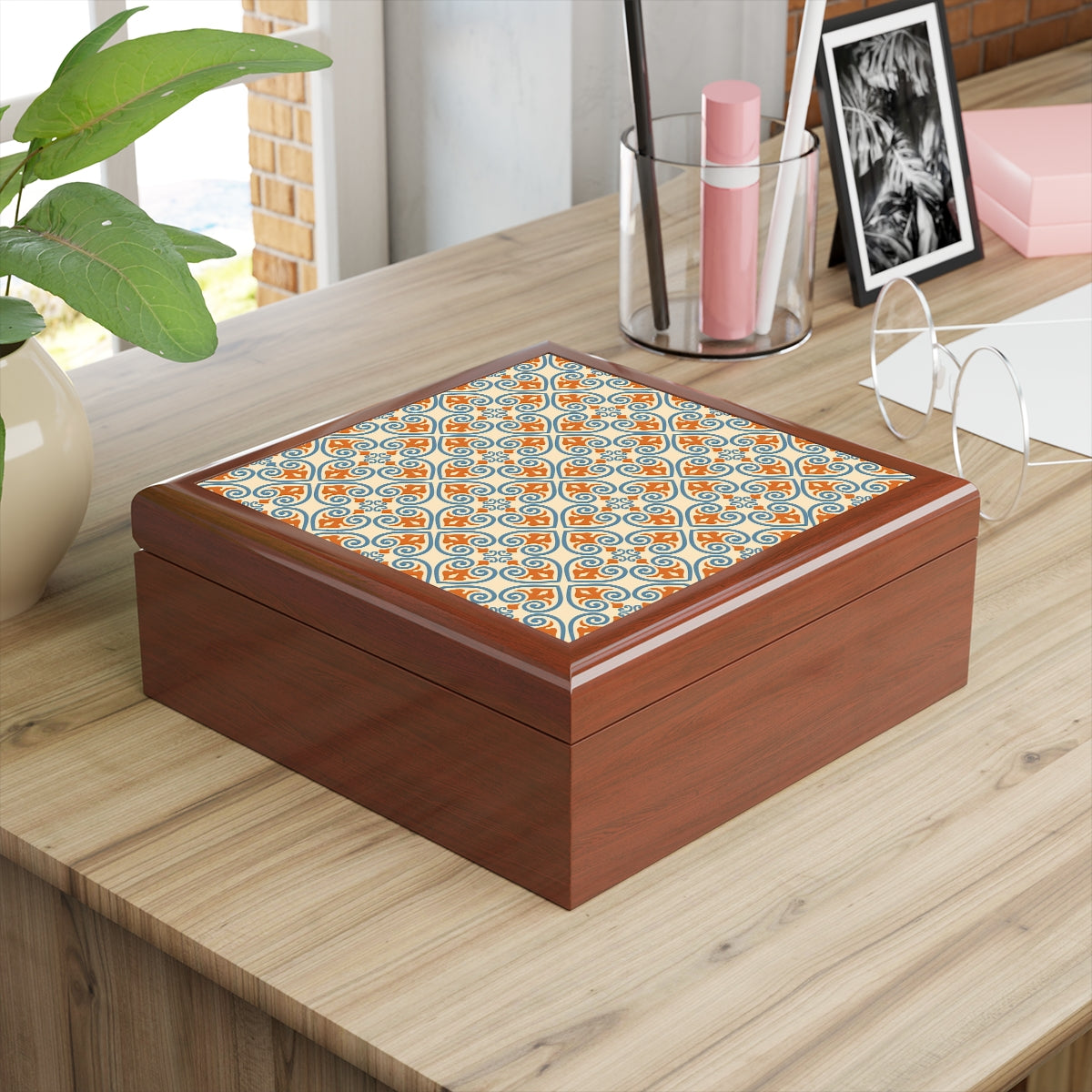 Bria Katherine Mosaic Floral Tile Box