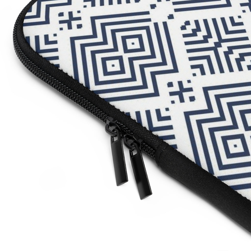 Bria Katherine Geometric Print Laptop Sleeve